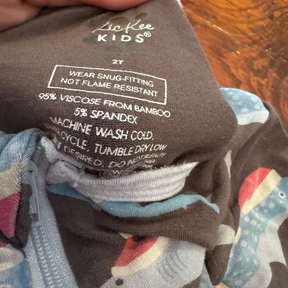 Kickee Pants Santa shark bamboo footie zip up size 2T